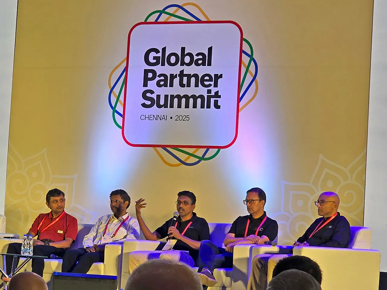 Imagen directivos de Zoho en el Global Partner Summit India 2025